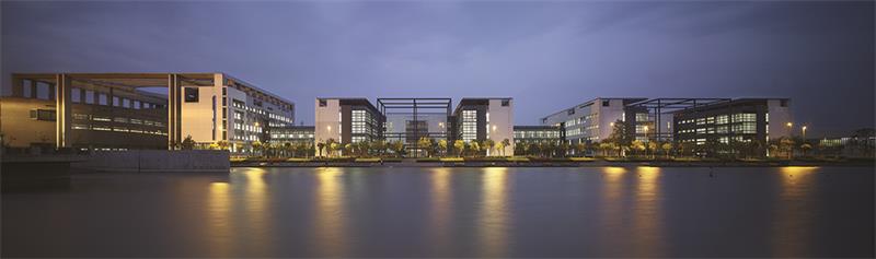 天津财经大学夜景